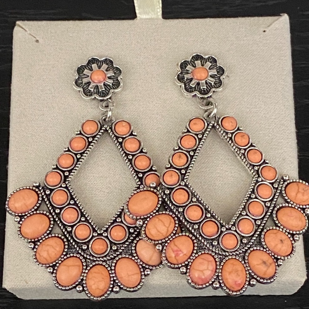 🎉❤️ Julia Marble Stone Earrings